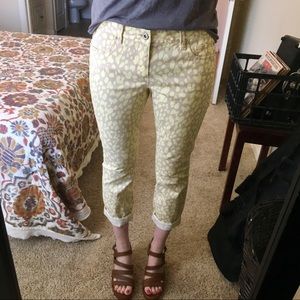 Yellow Ann Taylor Capri pants